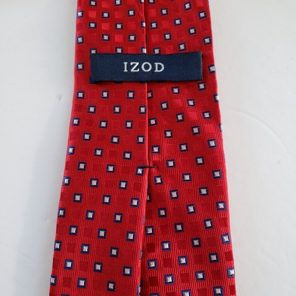 IZOD Red Blue and White 100% Silk Tie - Picture 3 of 4